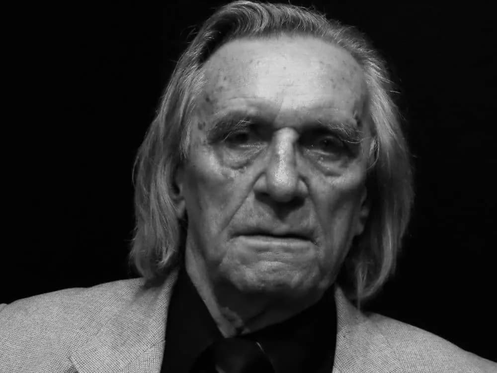 Niezwykłe zdjęcia aktora Piotra Wysockiego z najważniejszych ról teatralnych