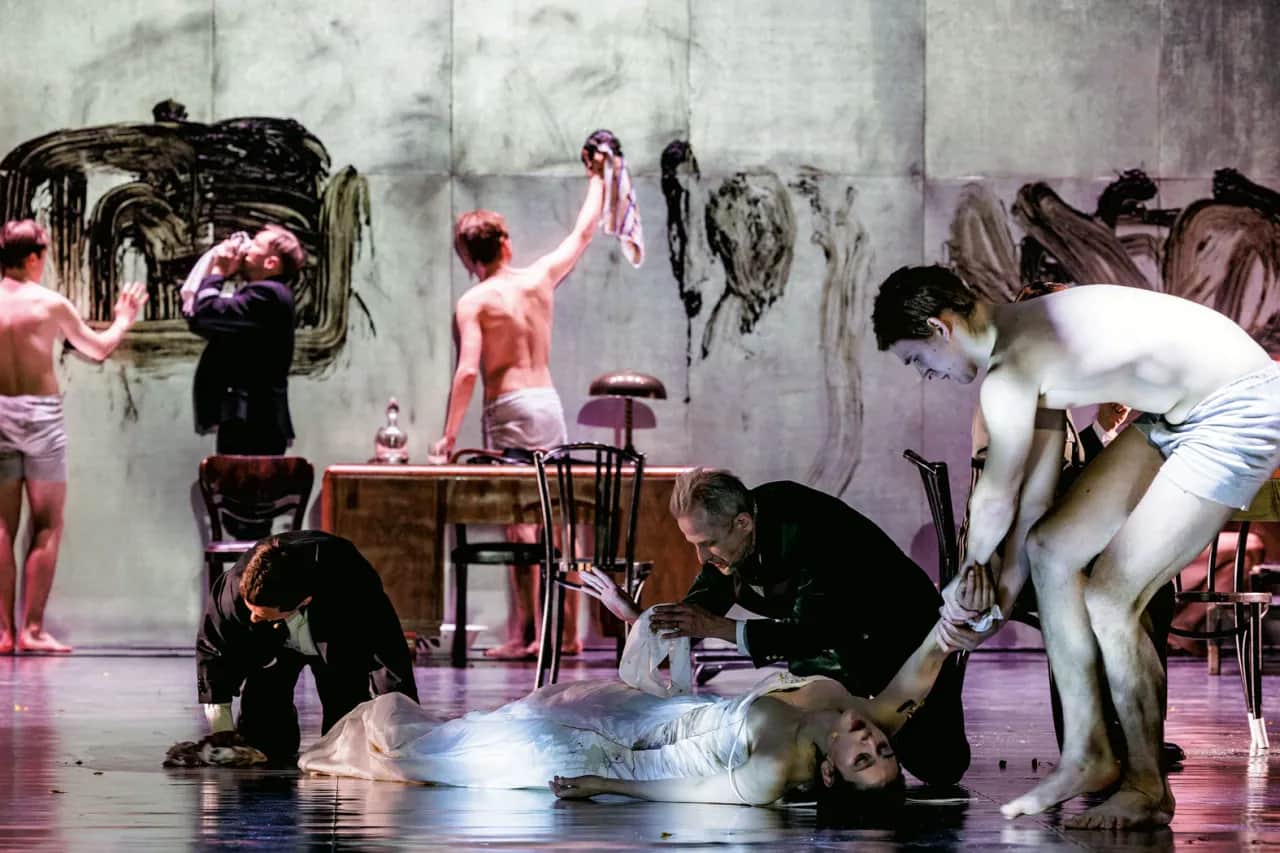 Łaskawe w Teatrze Śląskim – szczera recenzja i kontrowersyjne tematy